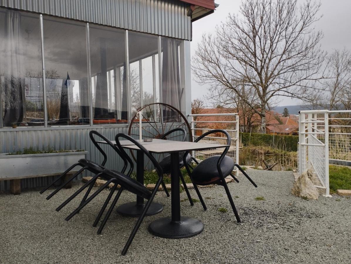 Best Price #3 "La Serre" X4 People Orchamps-Vennes Экстерьер фото